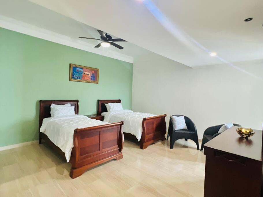 Beach Front Penthouse In Exclusive Tower Santo Domingo Exteriör bild