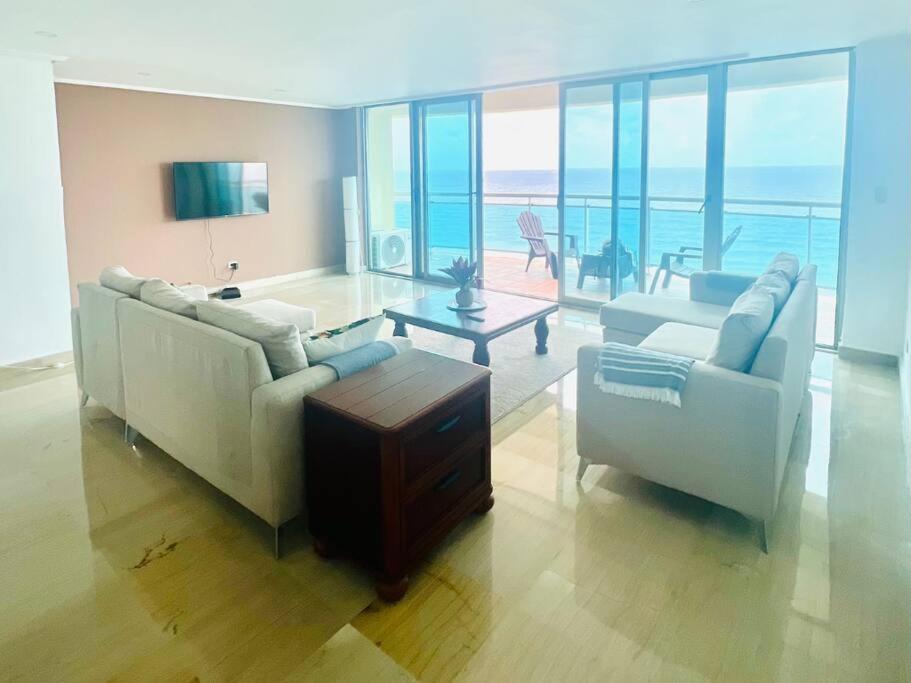 Beach Front Penthouse In Exclusive Tower Santo Domingo Exteriör bild