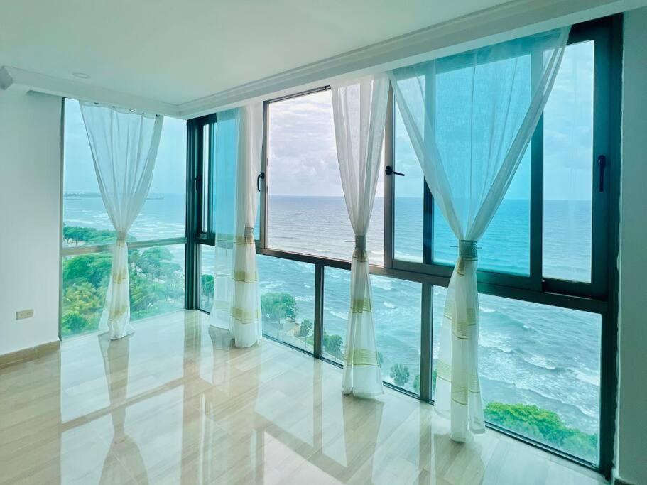 Beach Front Penthouse In Exclusive Tower Santo Domingo Exteriör bild